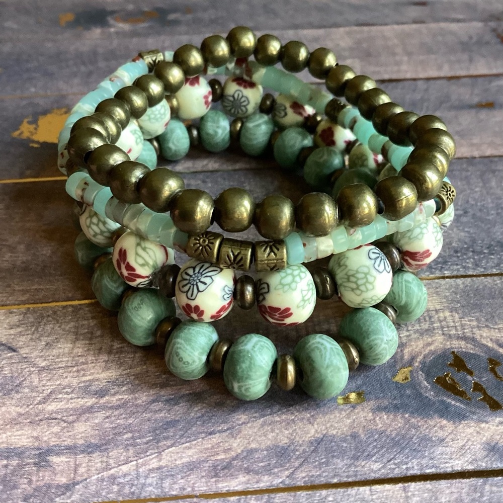 Set of 4 Bracelet Stack - Green & Burgundy Floral